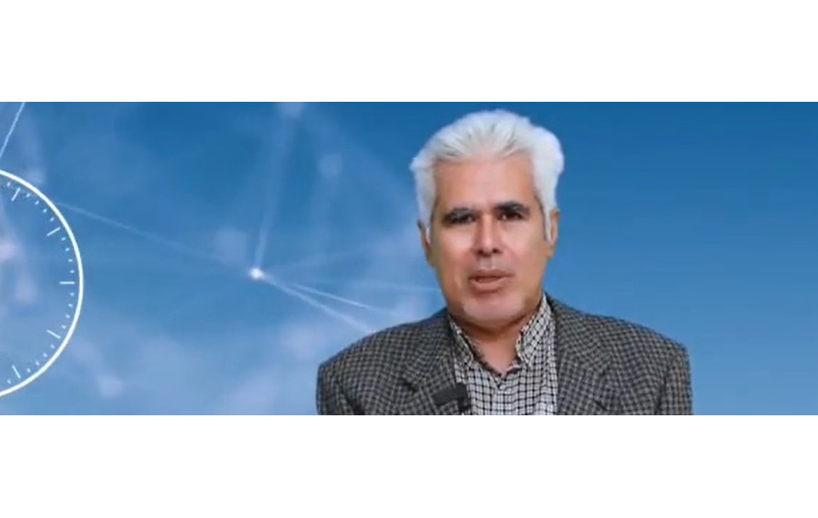 پروانه دم قهوه ای بلوط