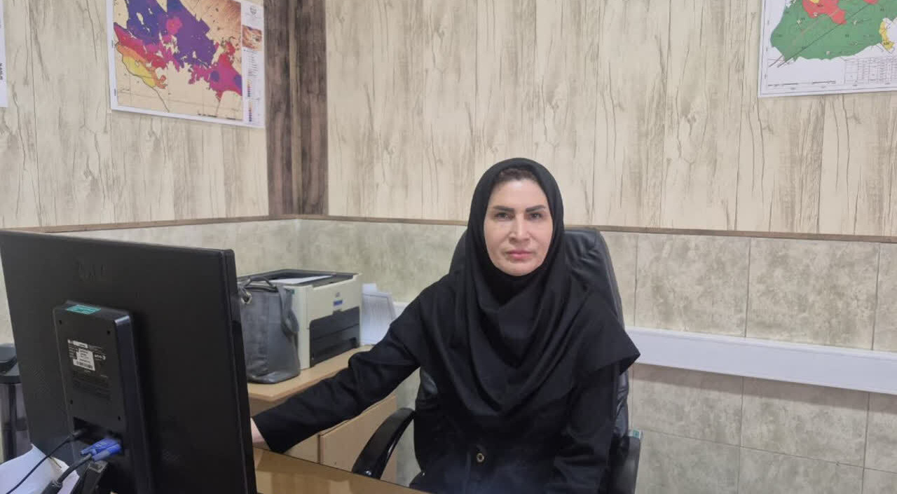 مسئولیت نظارت بر مطالعات، گزارش‌ها و نقشه‌های حاصلخیزی و ویژگی‌های اختصاصی خاک استان قزوین به خانم دکتر  اعظم خسروی‌نژاد واگذار شد.