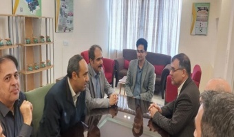 بازدید رئیس پژوهشکده حفاظت خاک و آبخیزداری کشور از مرکز رشد کشاورزی و منابع طبیعی قزوین