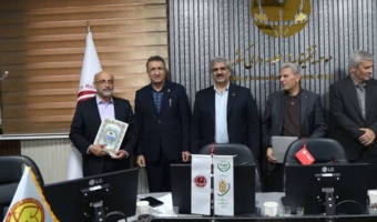 تقدیر از بخش تحقیقات علوم دامی مرکز تحقیقات کشاورزی قزوین در گردهمایی ملی