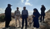 محقق مرکز تحقیقات در کارشناسی از اراضی پیشنهادی احداث باغ