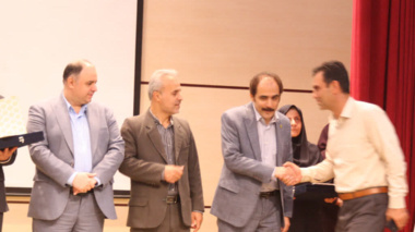 در همایش نان سالم، نان کامل ؛   تقــدیر از فعالان حوزه سلامت استان قزوین